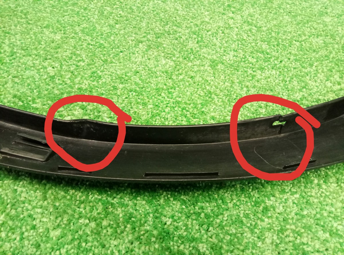Накладка переднего крыла правого BMW X3 (F25) 2010-2014 51777210082 на BMW X3 (F25)