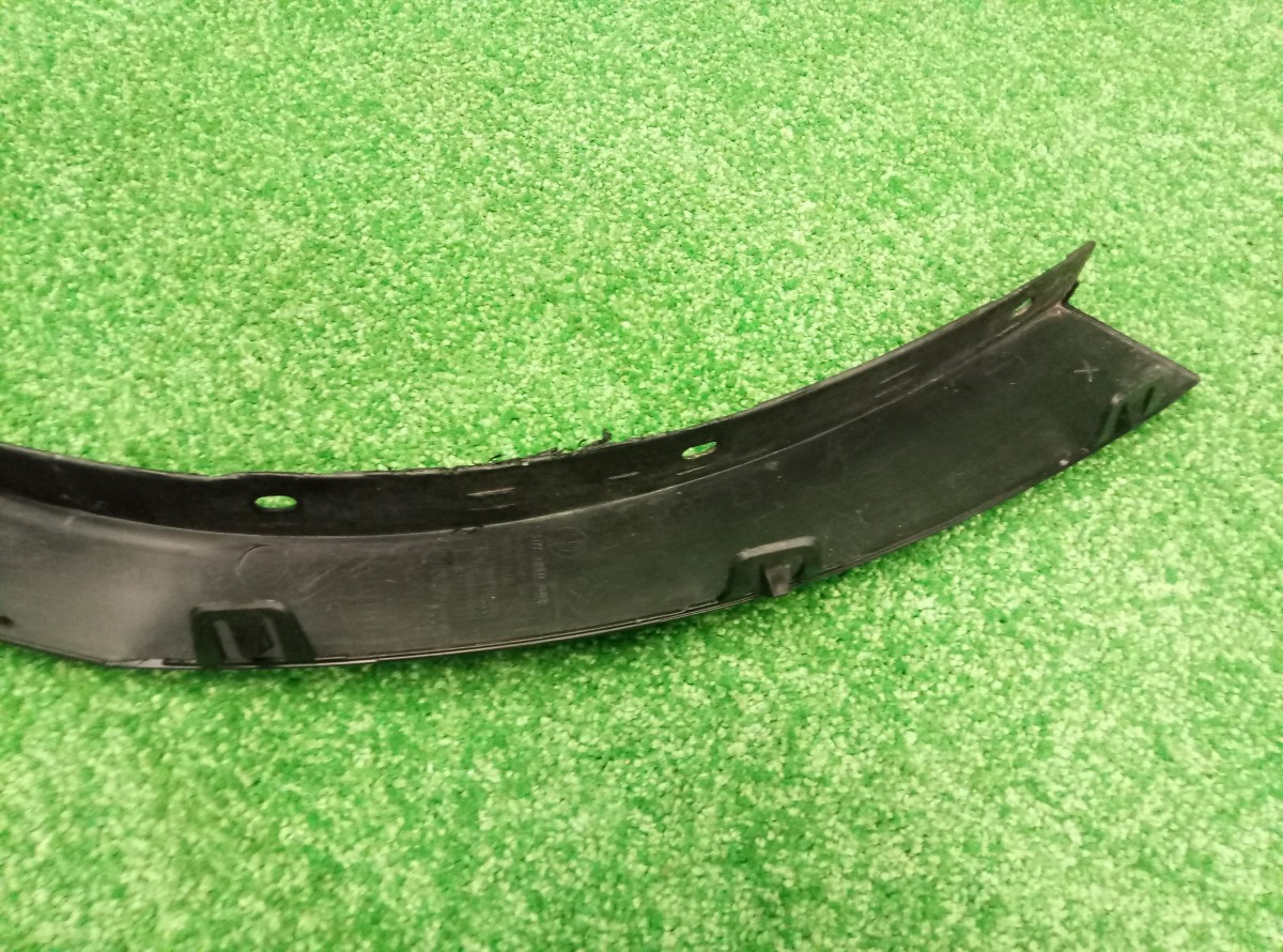 Накладка переднего крыла правого BMW X3 (F25) 2010-2014 51777210082 на BMW X3 (F25)