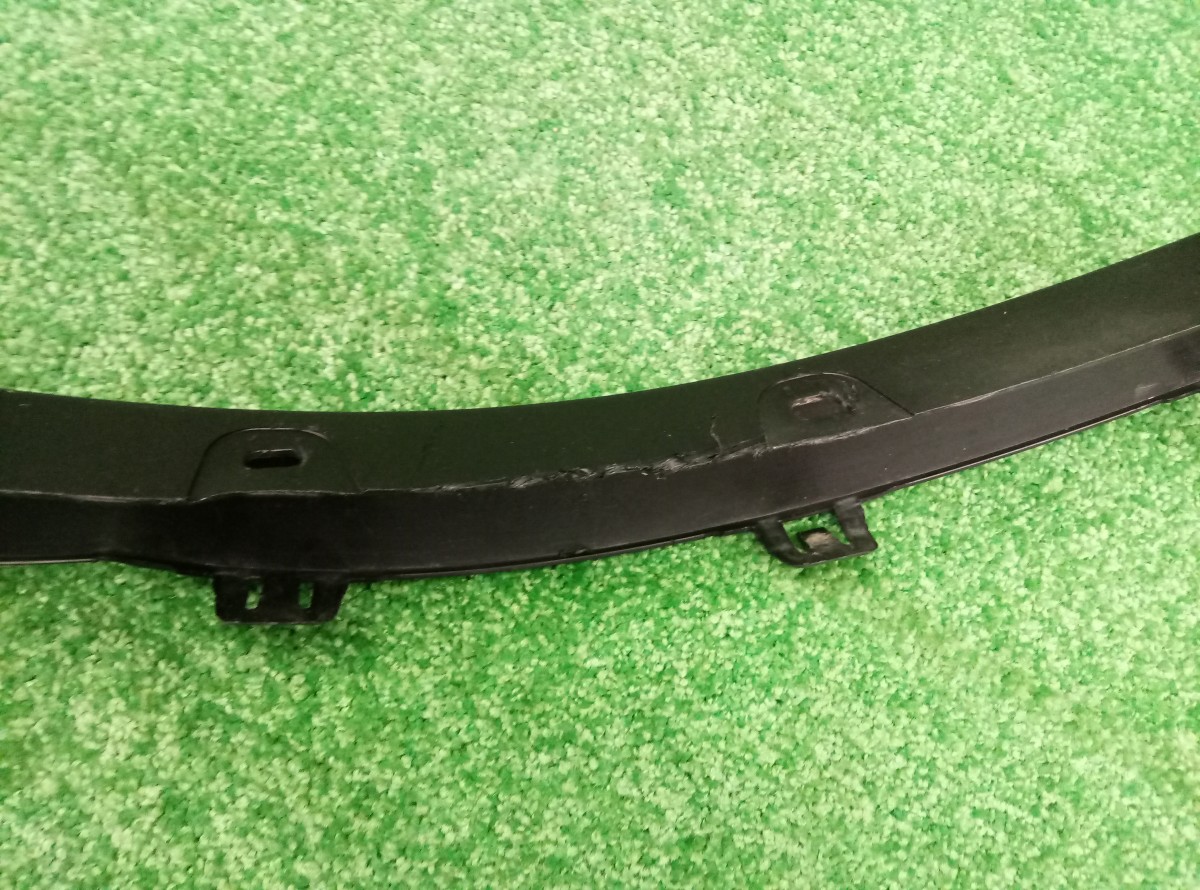Накладка переднего крыла правого BMW X3 (F25) 2010-2014 51777210082 на BMW X3 (F25)