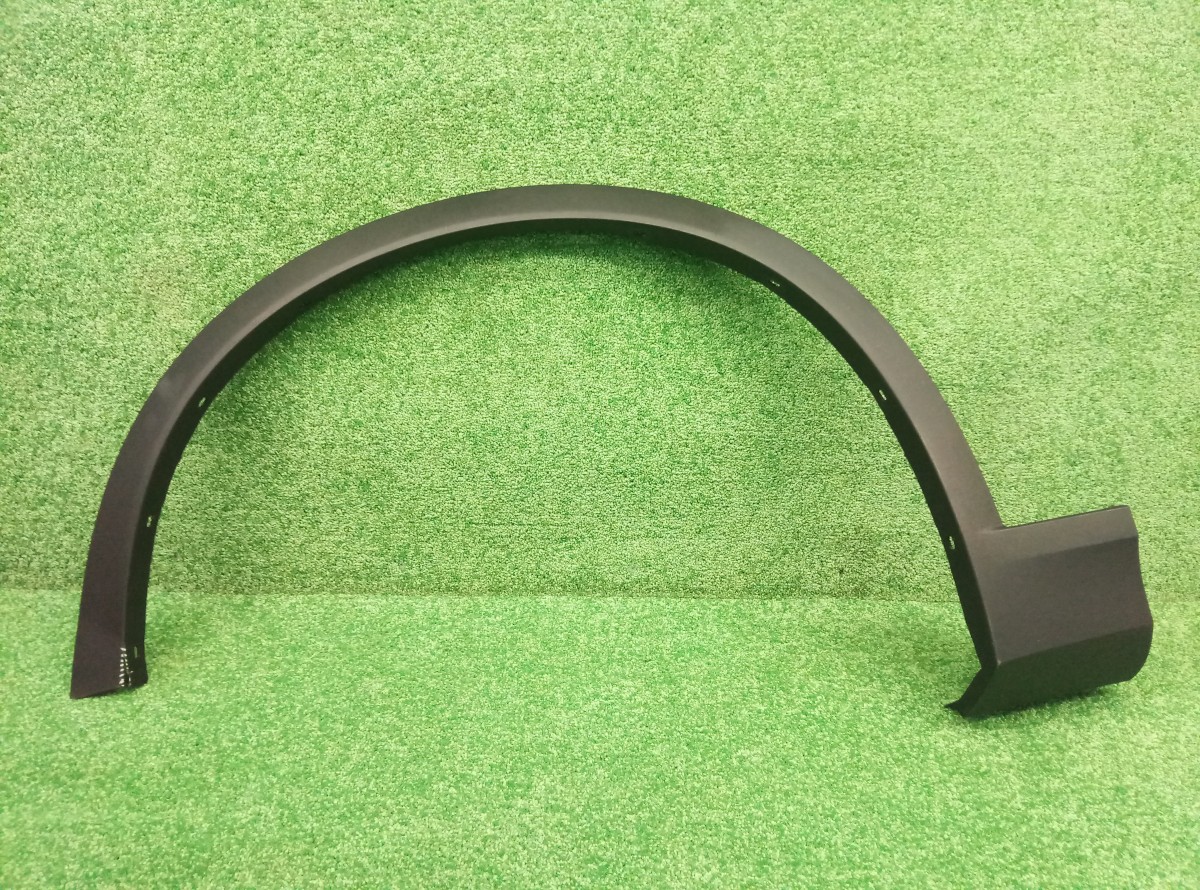 Накладка переднего крыла левого BMW X3 (F25) 2010-2014 51777210081 на BMW X3 (F25)