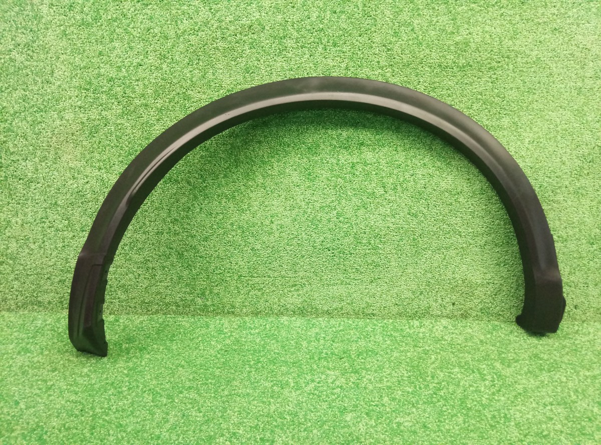 Накладка крыла заднего правого Nissan Qashqai J11 93828BM90A на Nissan Qashqai J11