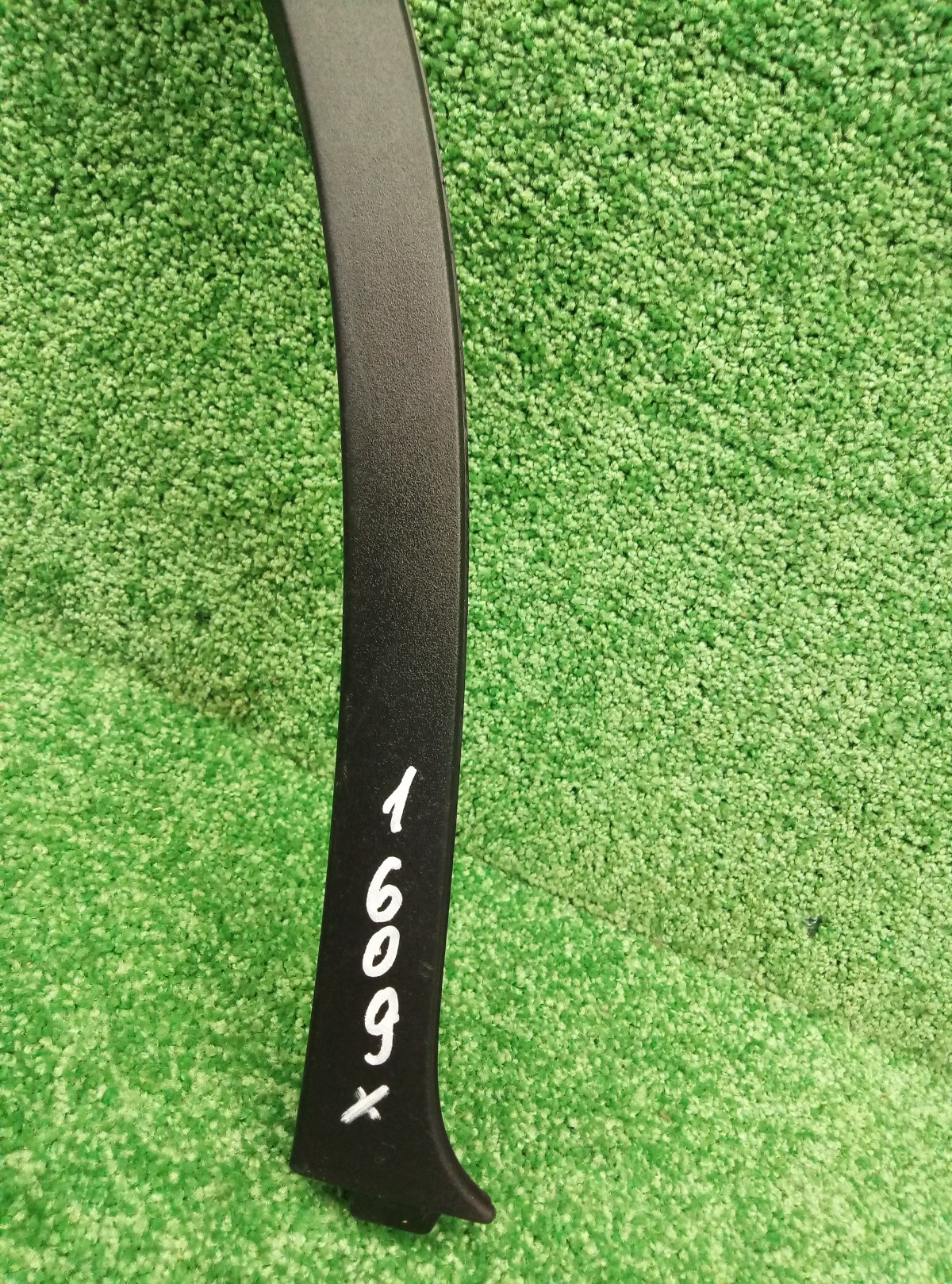 Накладка заднего крыла правого BMW X6 E71 2007-2014 51127176330 на BMW X6 E71