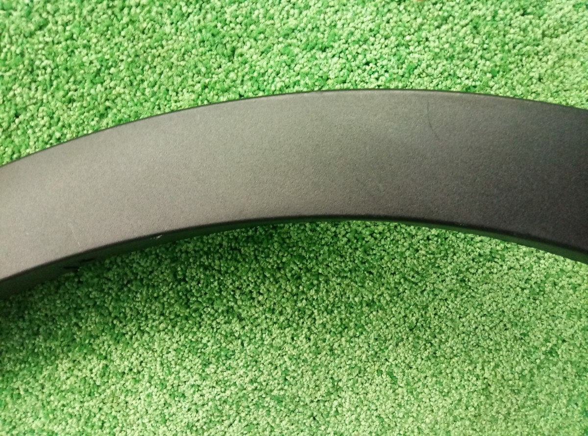 Накладка переднего крыла правого BMW X5 E70 2006-2010 51777158428 на BMW X5 E70