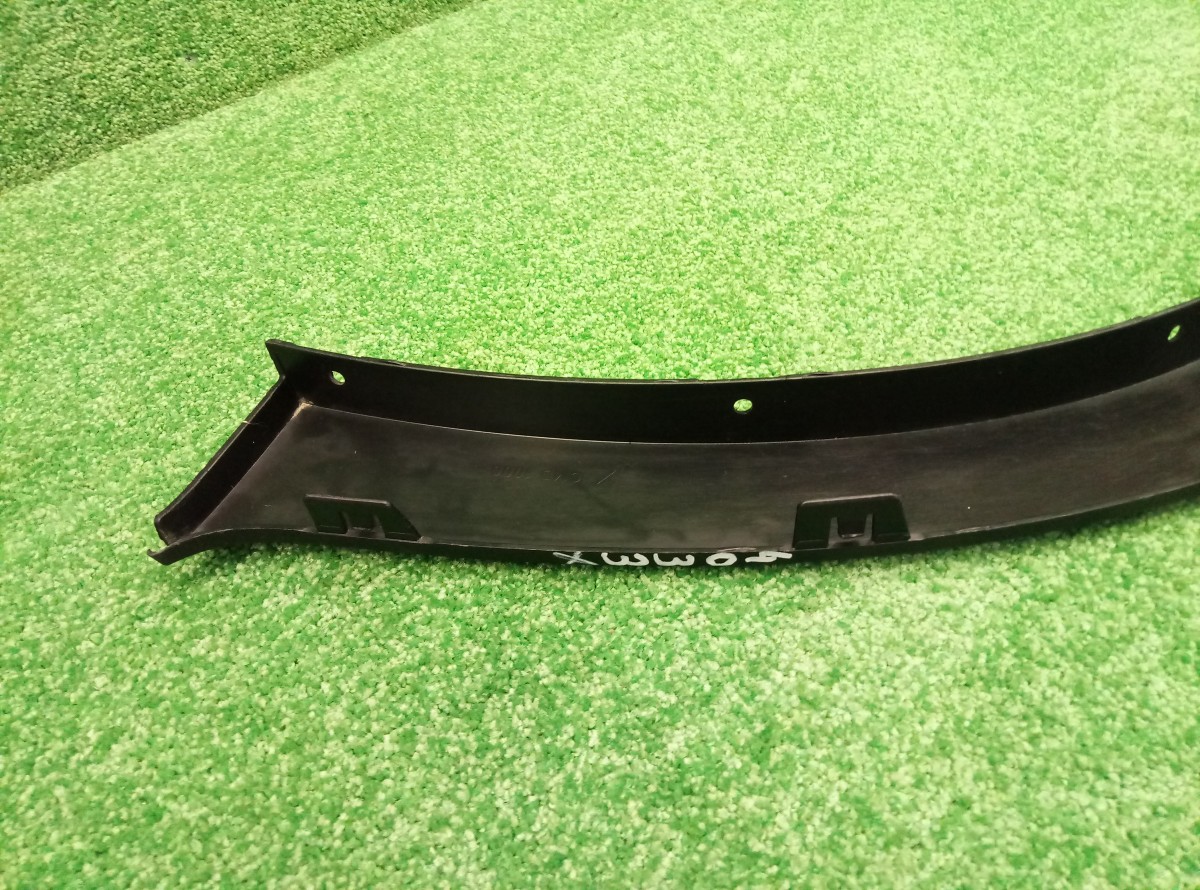 Накладка переднего крыла правого BMW X5 E70 2006-2010 51777158428 на BMW X5 E70