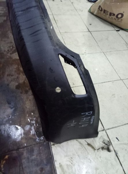 Бампер задний Toyota RAV 4  (CA40) 2012-2015 на Toyota RAV 4  (CA40)