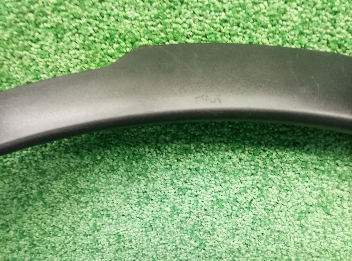 Накладка крыла Land Rover Discovery 5 передняя левая HY3216A075AE на Land Rover Discovery 3