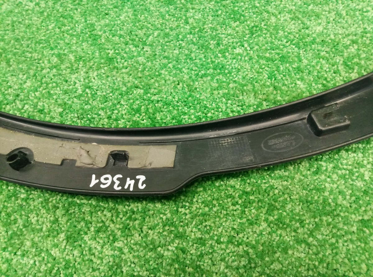 Накладка крыла Land Rover Discovery 5 передняя левая HY3216A075AE на Land Rover Discovery 3