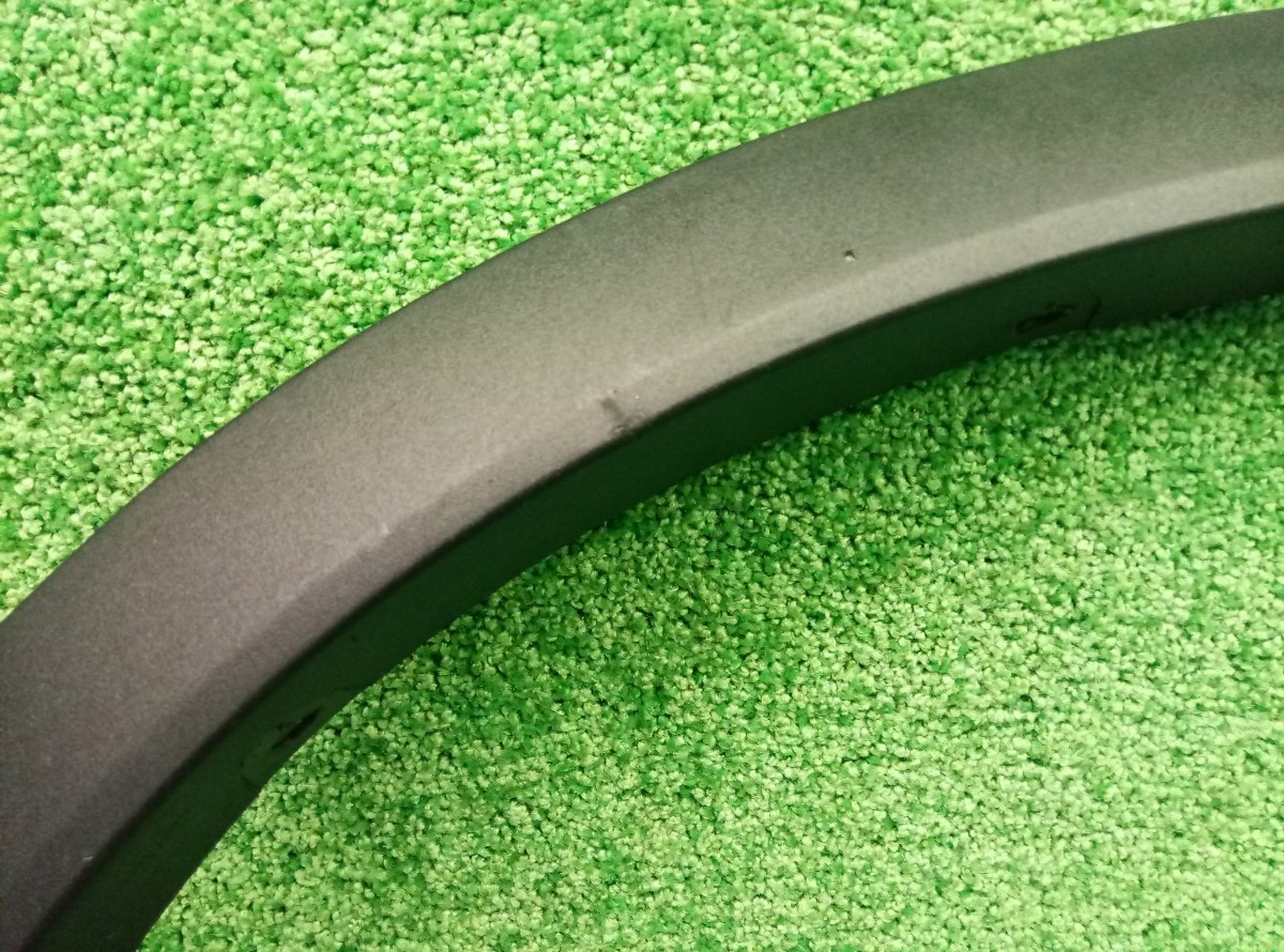 Накладка заднего крыла правого BMW X3 (F25) 2010-2014 51777210084 на BMW X3 (F25)