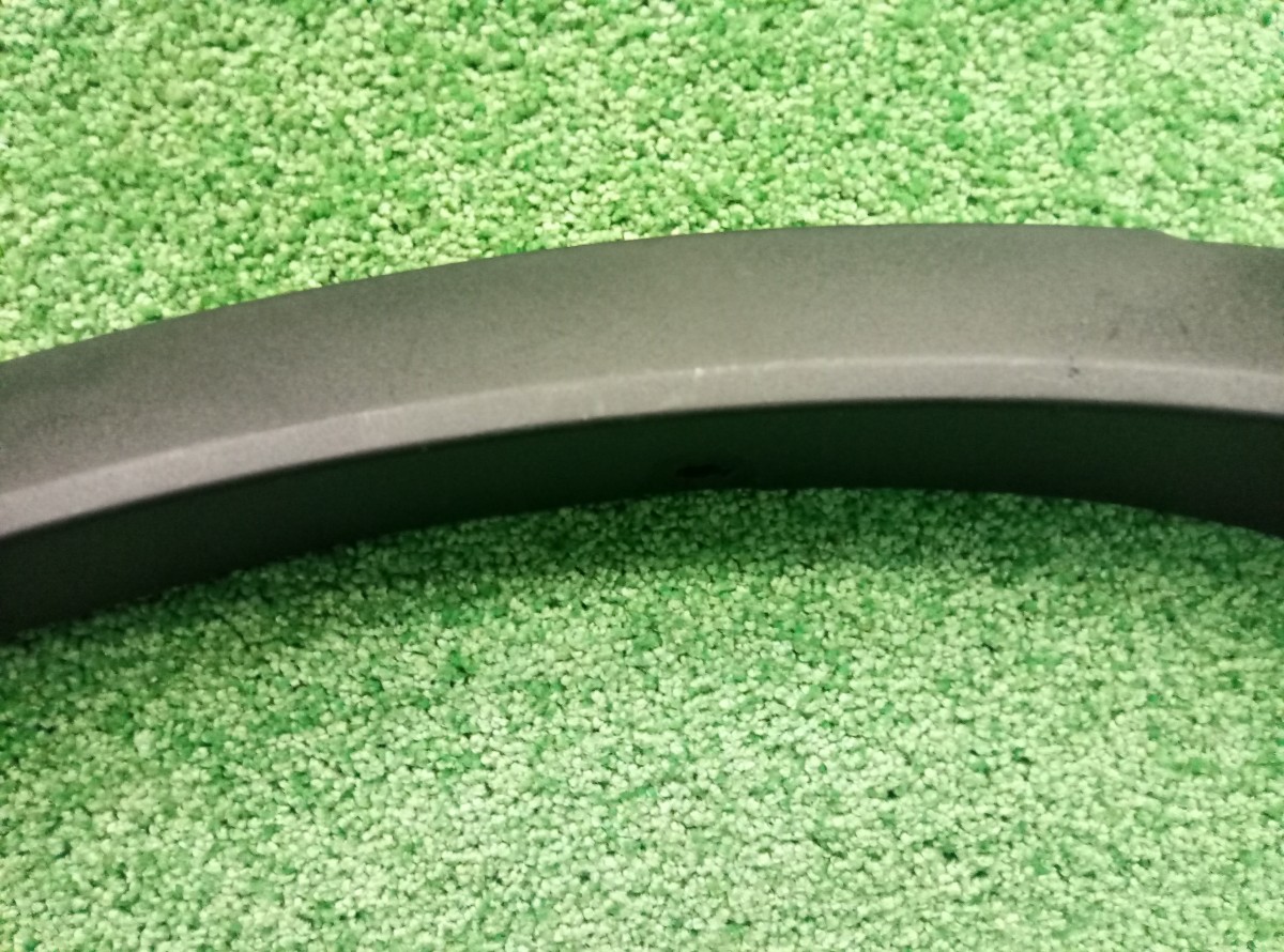 Накладка заднего крыла правого BMW X3 (F25) 2010-2014 51777210084 на BMW X3 (F25)