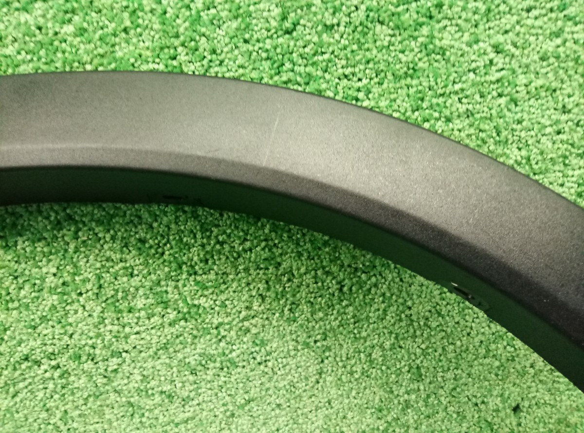 Накладка заднего крыла правого BMW X3 (F25) 2010-2014 51777210084 на BMW X3 (F25)