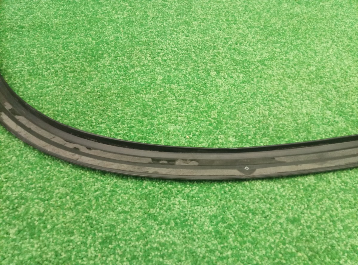 Накладка крыла переднего правого Mercedes GLE С292 2928856622 на Mercedes-Benz GL-Class X164
