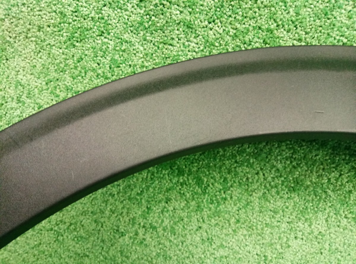 Накладка крыла переднего левого Peugeot 5008 2010-2020  9814071477 на Peugeot 207
