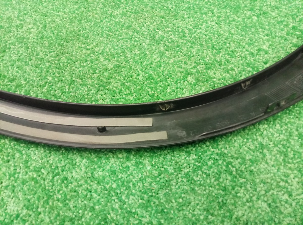 Накладка крыла заднего левого Mercedes Benz GLC-Class X253 2015    2538850722 на Mercedes-Benz GLK-Class X204