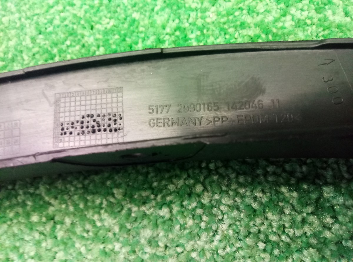 Накладка переднего крыла левого BMW X1 (E84) 2009-2012 51772990165 на BMW X1 (E84)