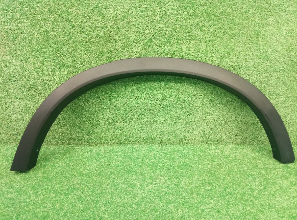 Накладка заднего крыла левого BMW X3 (F25) 2010-2014 51777210083 на BMW X3 (F25)