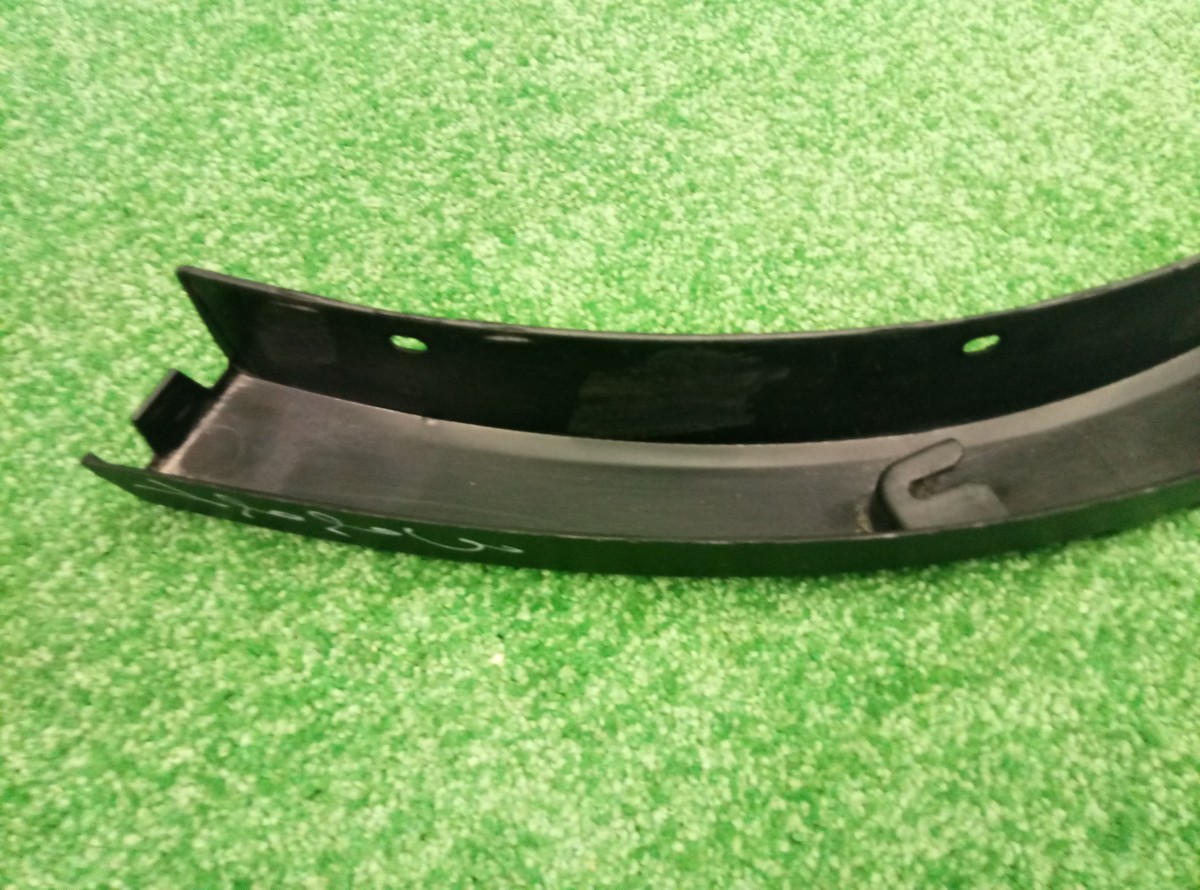 Накладка заднего крыла левого BMW X3 (F25) 2010-2014 51777210083 на BMW X3 (F25)