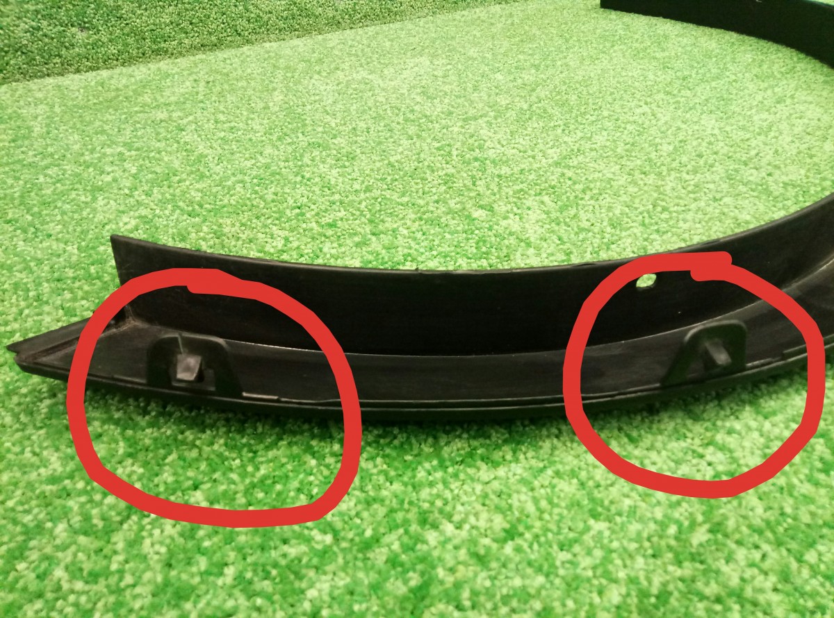 Накладка заднего крыла правого BMW X3 (F25) 2010-2014 51777210084 на BMW X3 (F25)