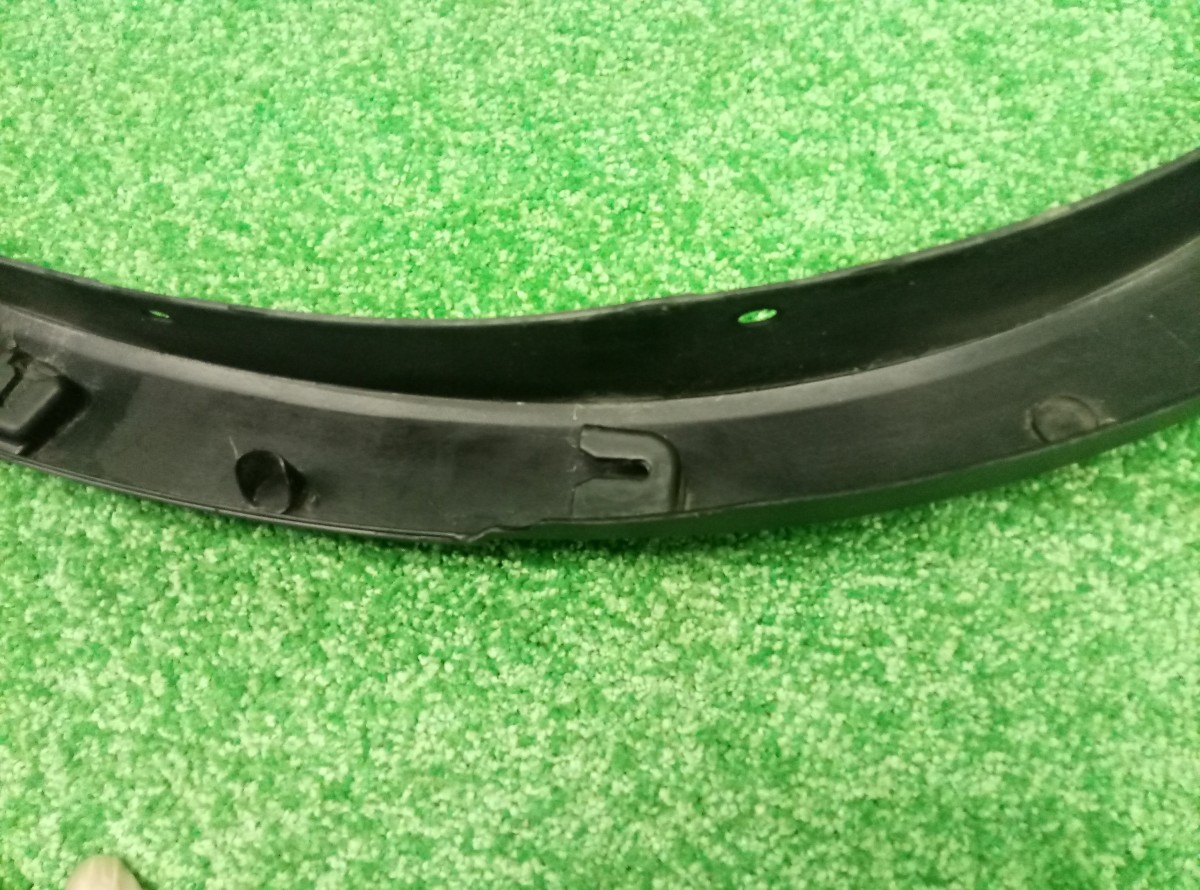 Накладка заднего крыла правого BMW X3 (F25) 2010-2014 51777210084 на BMW X3 (F25)