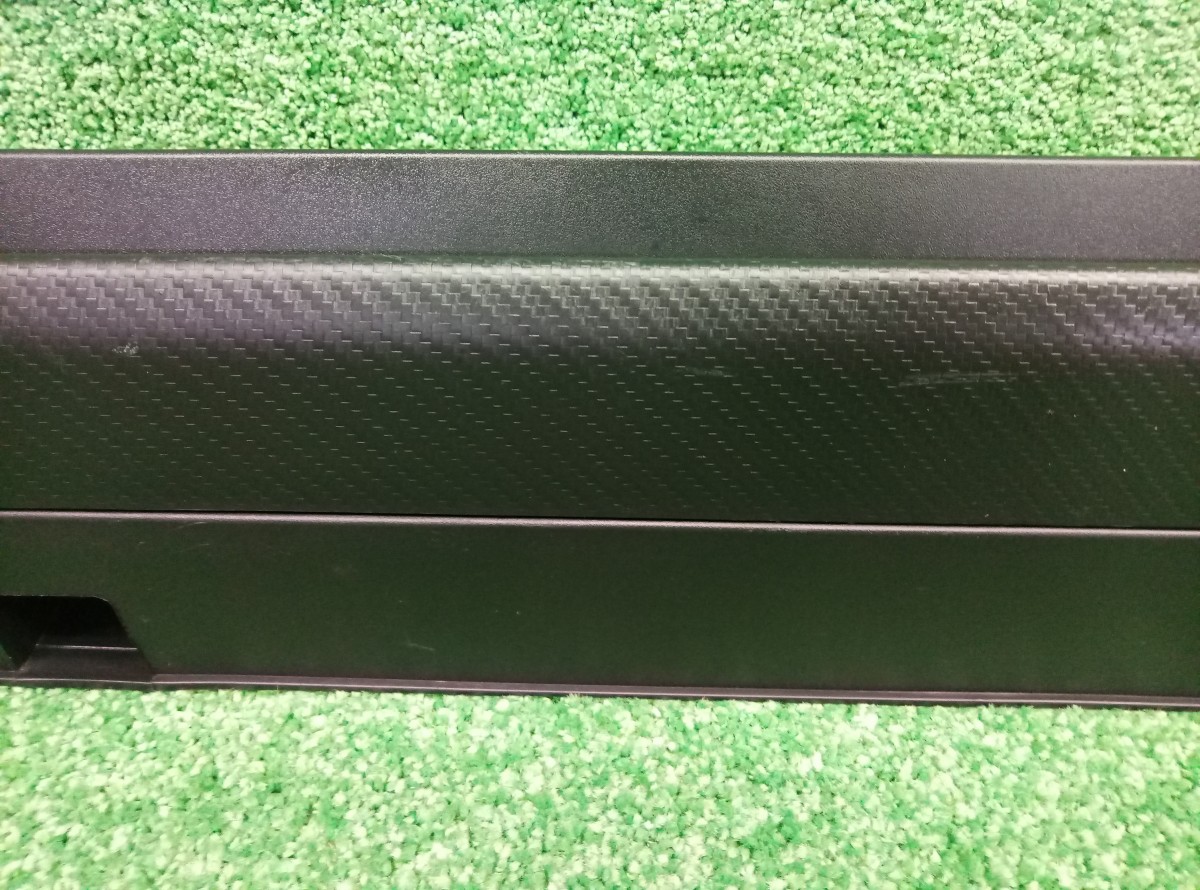 Накладка на порог наружная левая Geely Coolray SX11 6600125099 на Geely Emgrand EC7 