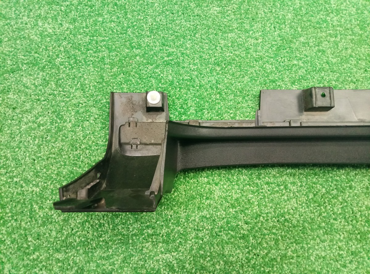 Накладка на порог наружная левая Geely Coolray SX11 6600125099 на Geely Emgrand EC7 