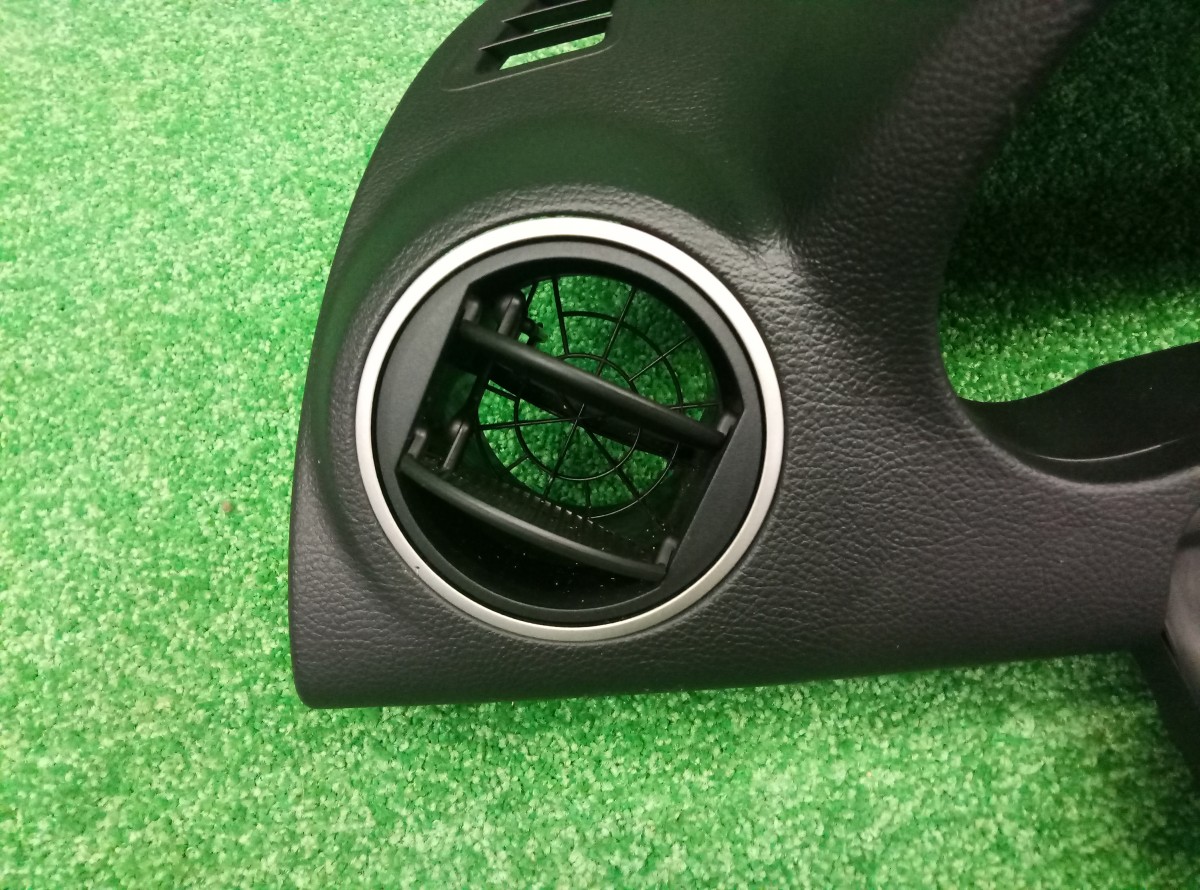 Накладка на торпедо левая часть Mazda 6 (GH) 2007-2010 GS1D60221 на Mazda 6 (GH)