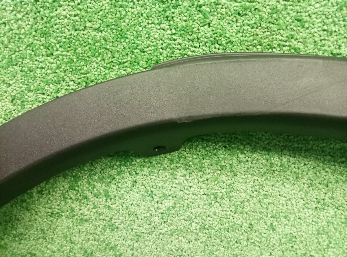 Накладка заднего крыла правого Toyota RAV 4  (CA40) 2012-2015 7560542190 на Toyota RAV 4  (CA40)