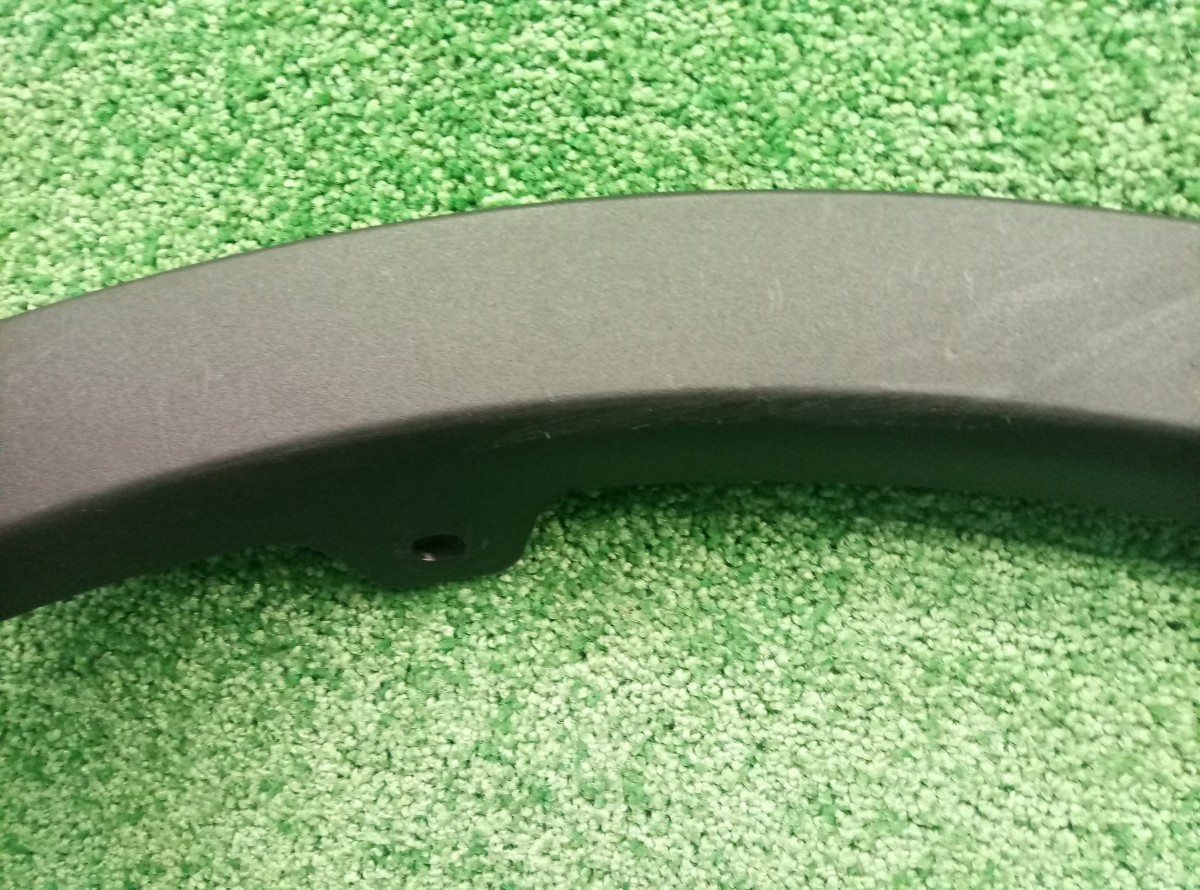 Накладка заднего крыла правого Toyota RAV 4  (CA40) 2012-2015 7560542190 на Toyota RAV 4  (CA40)