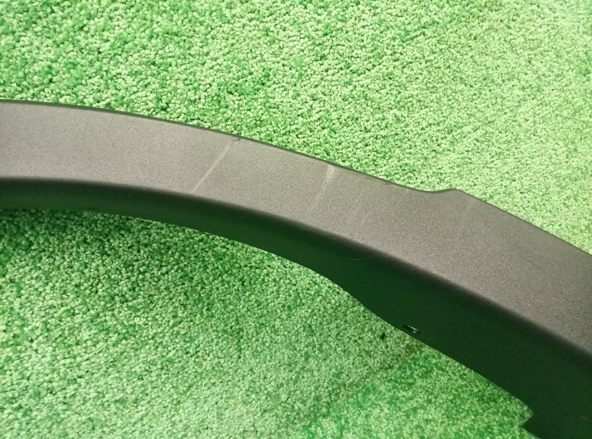 Накладка заднего крыла правого Toyota RAV 4  (CA40) 2012-2015 7560542190 на Toyota RAV 4  (CA40)