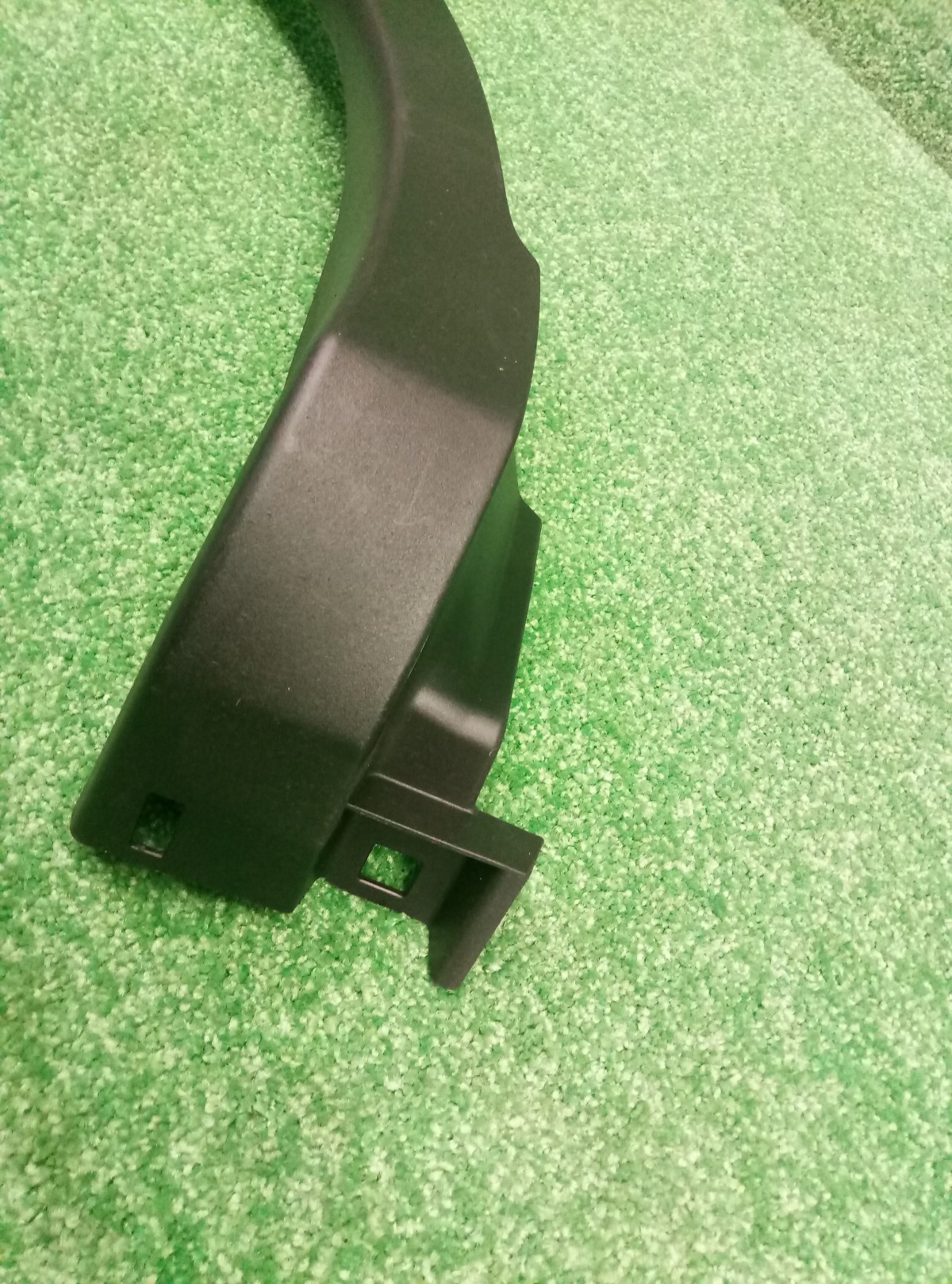 Накладка заднего крыла правого Toyota RAV 4  (CA40) 2012-2015 7560542190 на Toyota RAV 4  (CA40)
