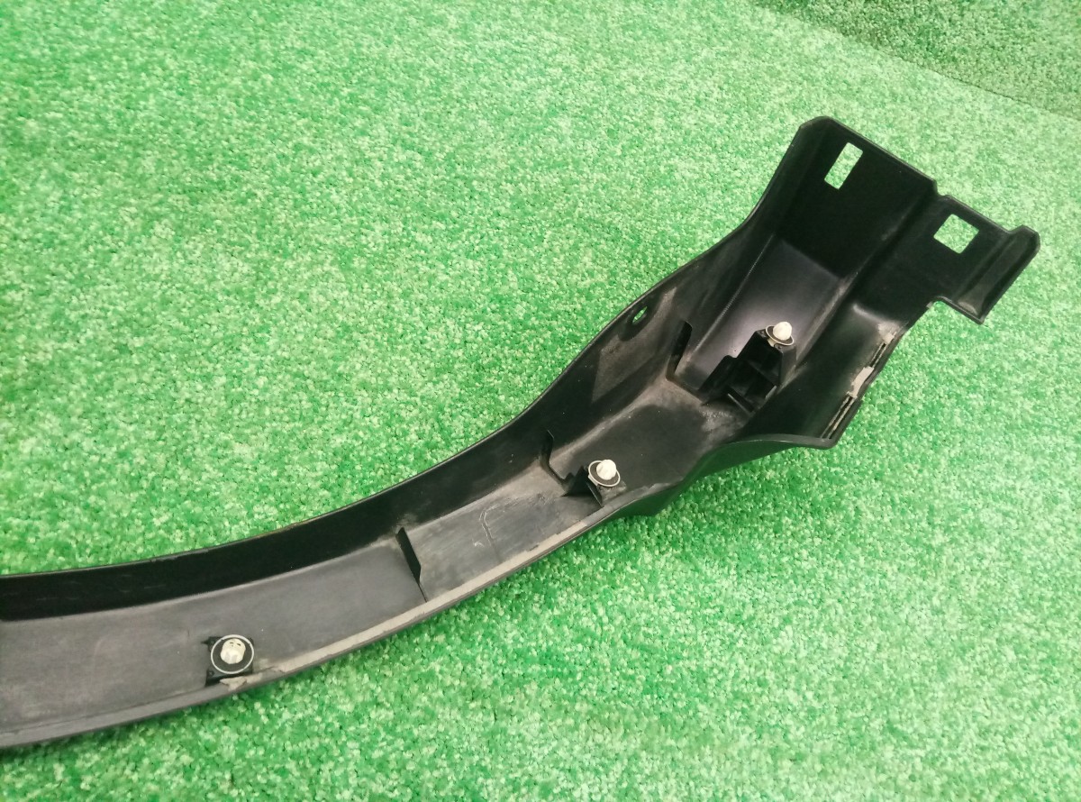 Накладка заднего крыла правого Toyota RAV 4  (CA40) 2012-2015 7560542190 на Toyota RAV 4  (CA40)
