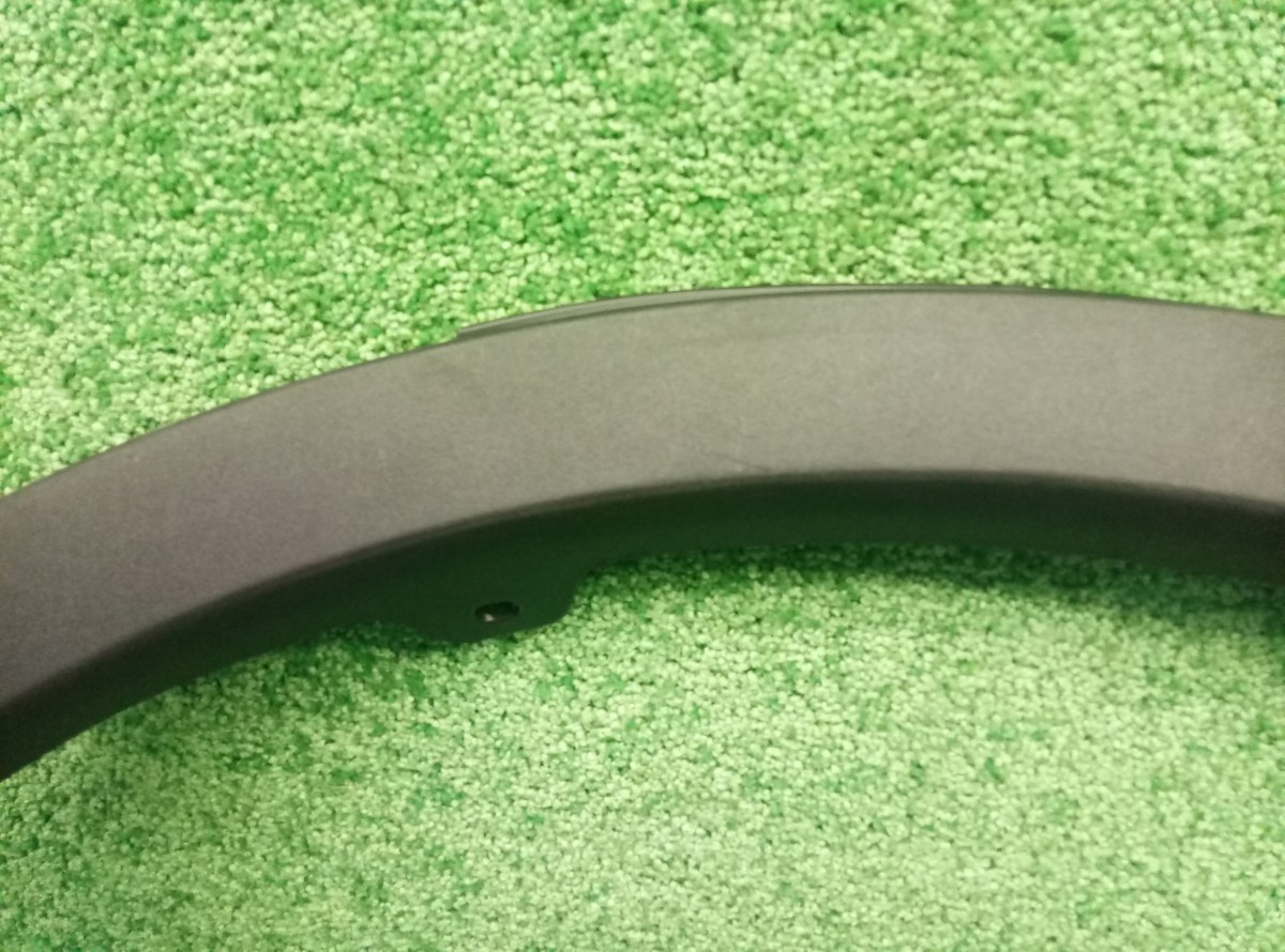 Накладка заднего крыла правого Toyota RAV 4  (CA40) 2012-2015 7560542190 на Toyota RAV 4  (CA40)