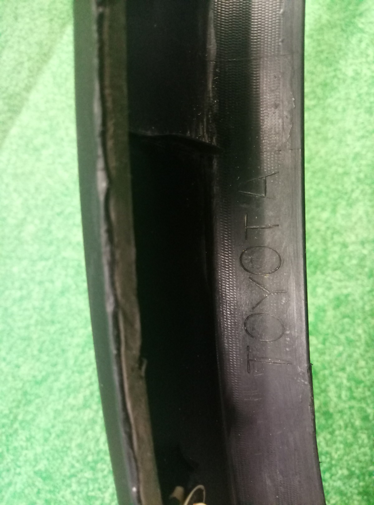 Накладка заднего крыла правого Toyota RAV 4  (CA40) 2012-2015 7560542190 на Toyota RAV 4  (CA40)