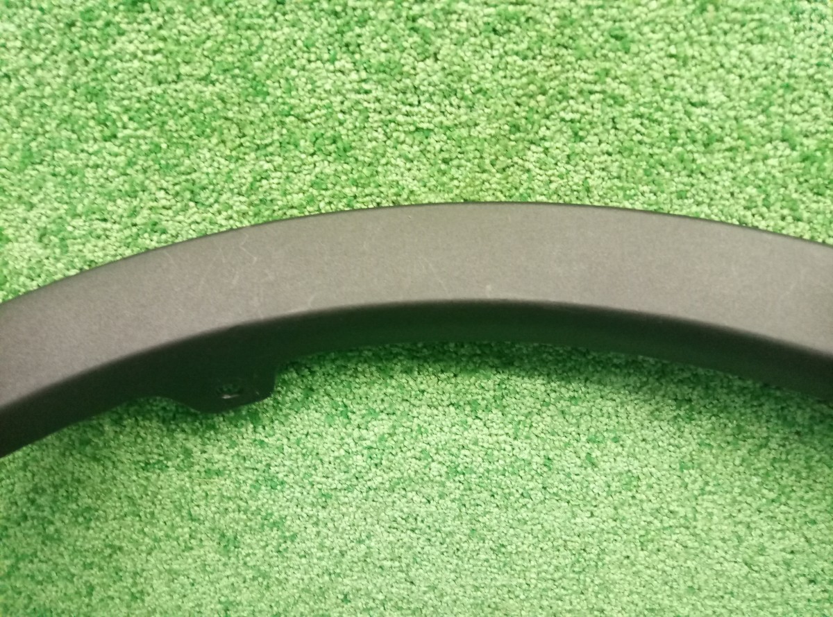 Накладка заднего крыла правого Toyota RAV 4  (CA40) 2012-2015 7560542190 на Toyota RAV 4  (CA40)