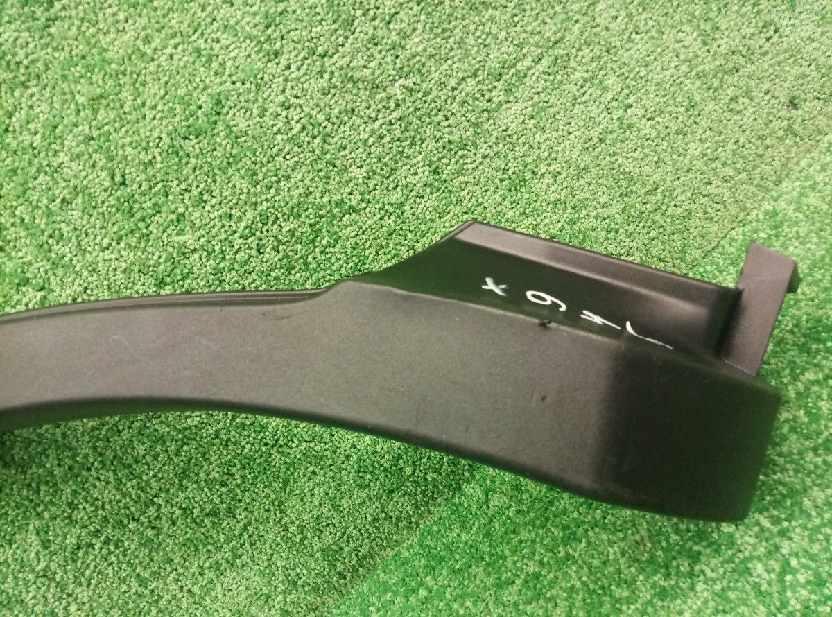 Накладка заднего крыла правого Toyota RAV 4  (CA40) 2012-2015 7560542190 на Toyota RAV 4  (CA40)