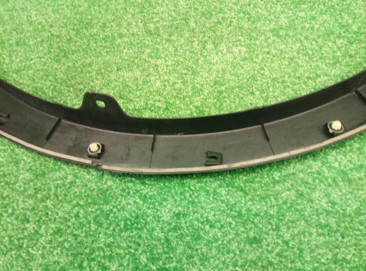 Накладка заднего крыла правого Toyota RAV 4  (CA40) 2012-2015 7560542190 на Toyota RAV 4  (CA40)
