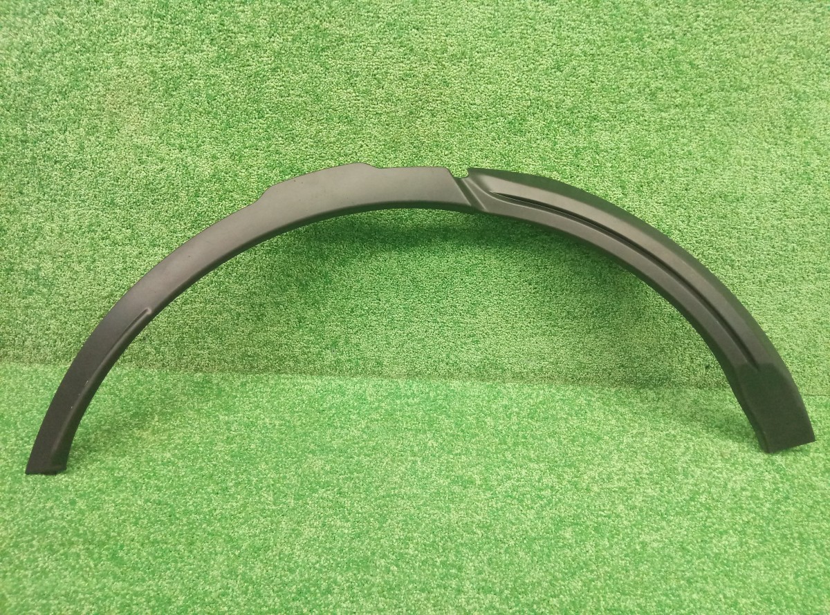Накладка заднего крыла правого Land Rover Range Rover Evoque  2011-2015  BJ32290E22AE  на Land Rover Range Rover Evoque 