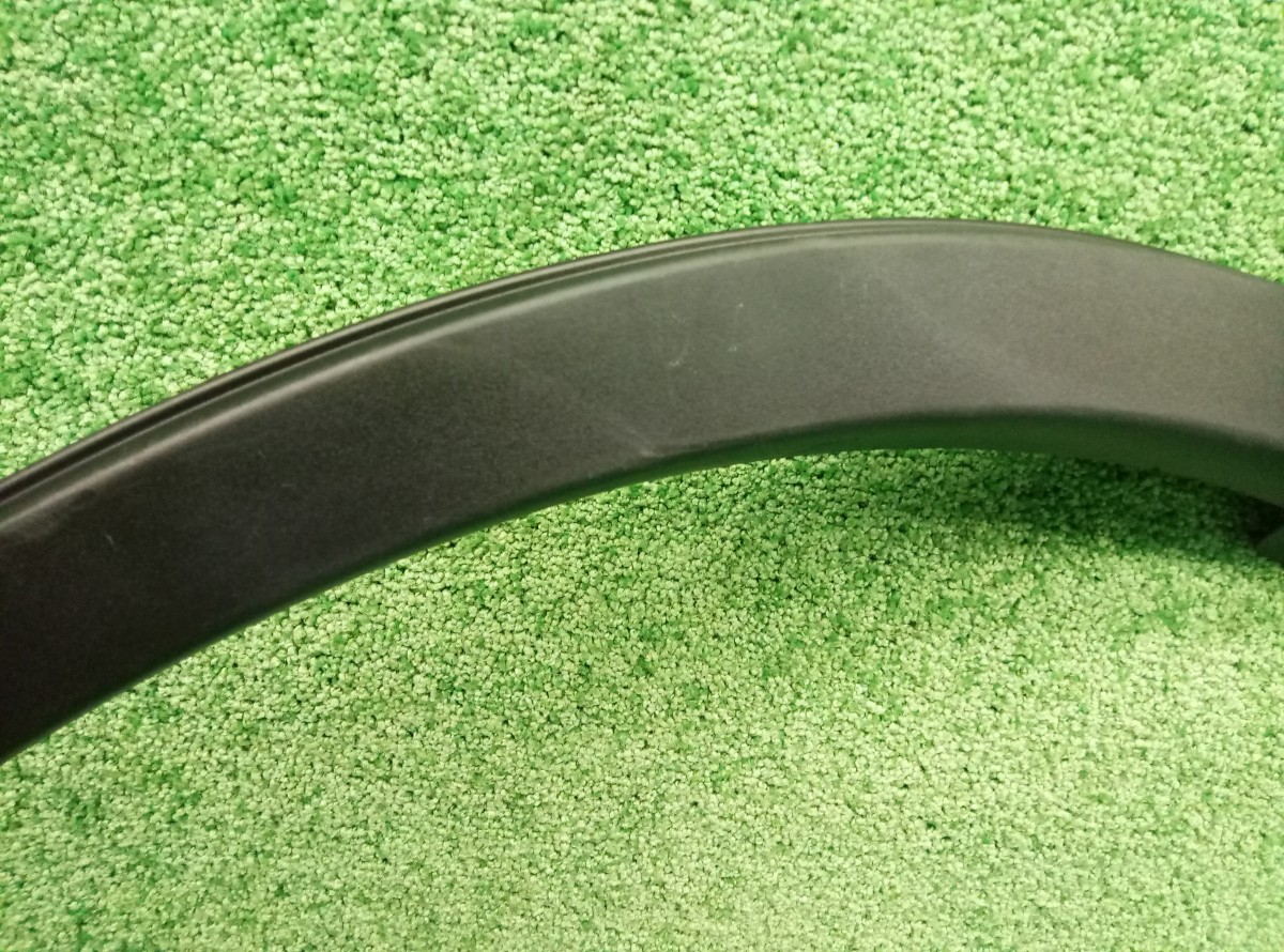 Накладка заднего крыла левого Toyota RAV 4  (CA40) 2012-2015 7560642190 на Toyota RAV 4  (CA40)