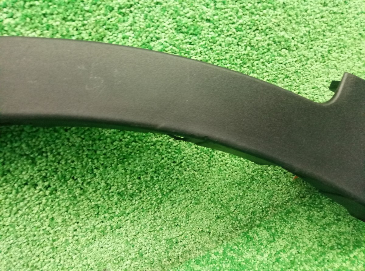 Накладка крыла переднего левого Toyota RAV 4  7560242130 на Toyota RAV 4 (XA30)
