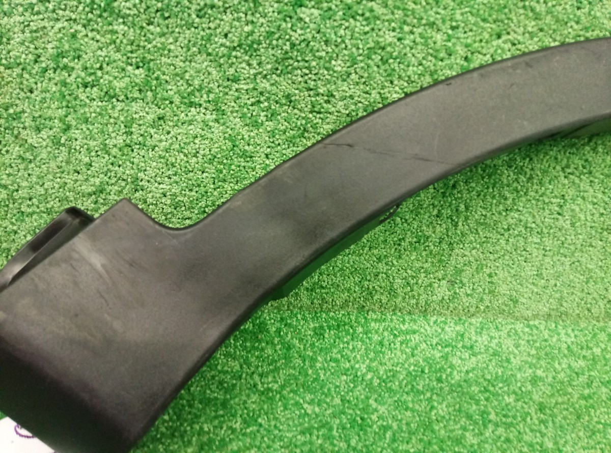 Накладка переднего крыла правого Toyota RAV 4  (CA40) 2012-2015 758730E020 на Toyota RAV 4  (CA40)