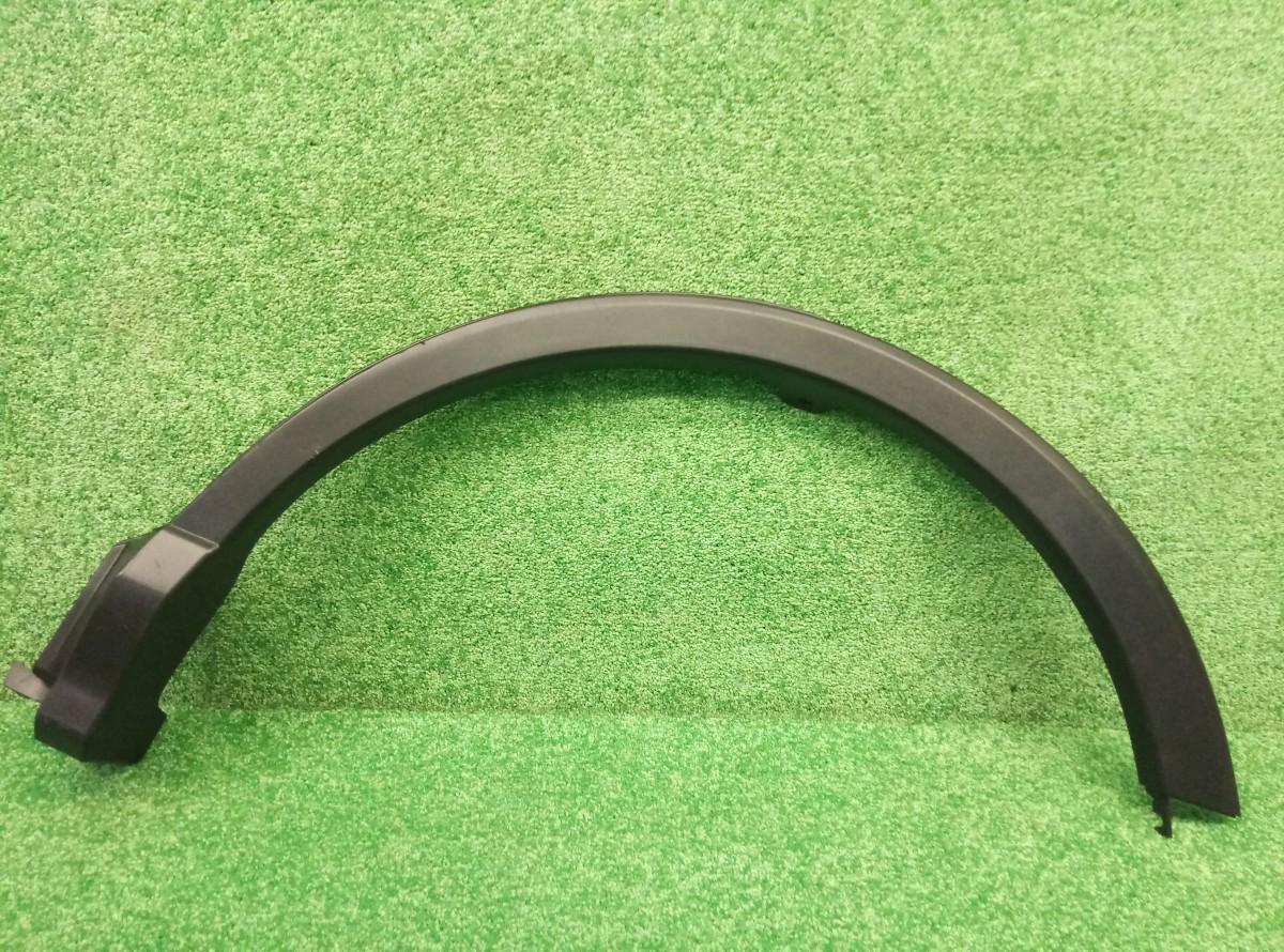 Накладка крыла задняя левая Toyota Rav4 A40 2015 7560642130 на Toyota RAV 4  (CA40)