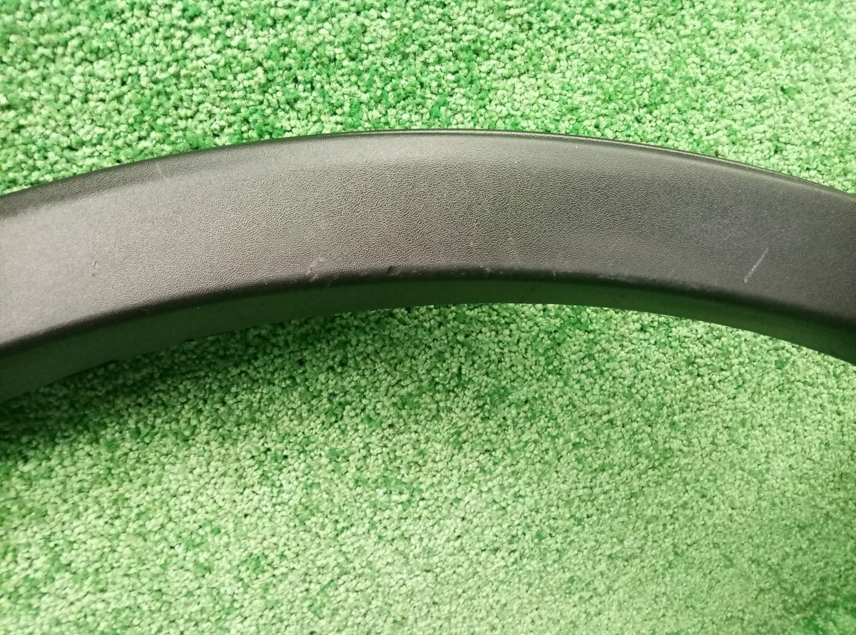 Накладка крыла заднего правого Toyota RAV4 XA40 7560542140 на Toyota RAV 4  (CA40)