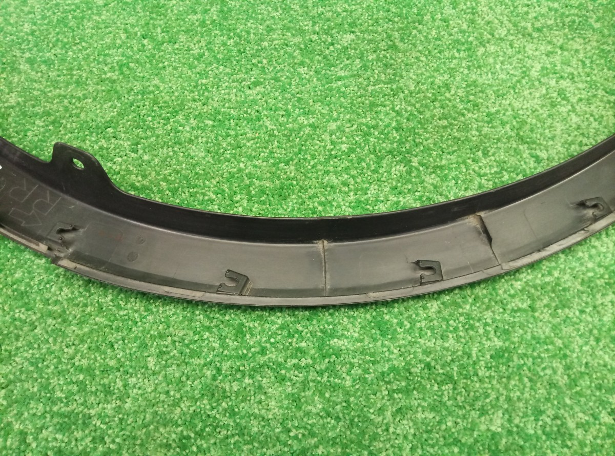 Накладка крыла заднего правого Toyota RAV4 XA40 7560542140 на Toyota RAV 4  (CA40)