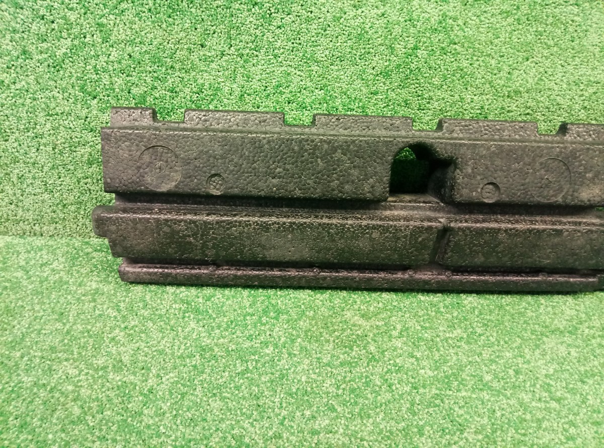 Наполнитель бампера Mercedes-Benz E-Class 1999 A2108851337 W210 на Mercedes-Benz E-Class (W210,S210)