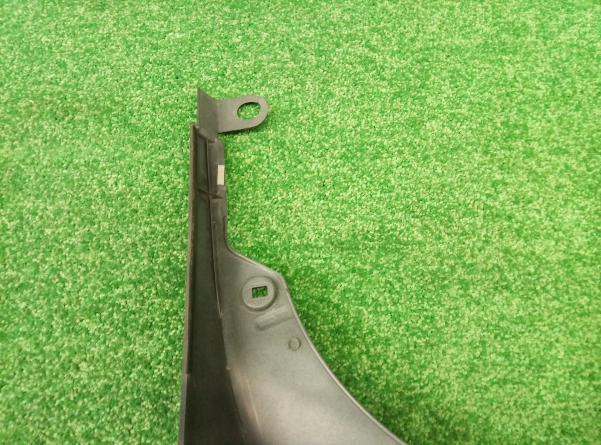 Накладка двери багажника правая верхняя Toyota RAV 4 (CA30) 2005-2010  7680342040 на Toyota RAV 4 (XA30)