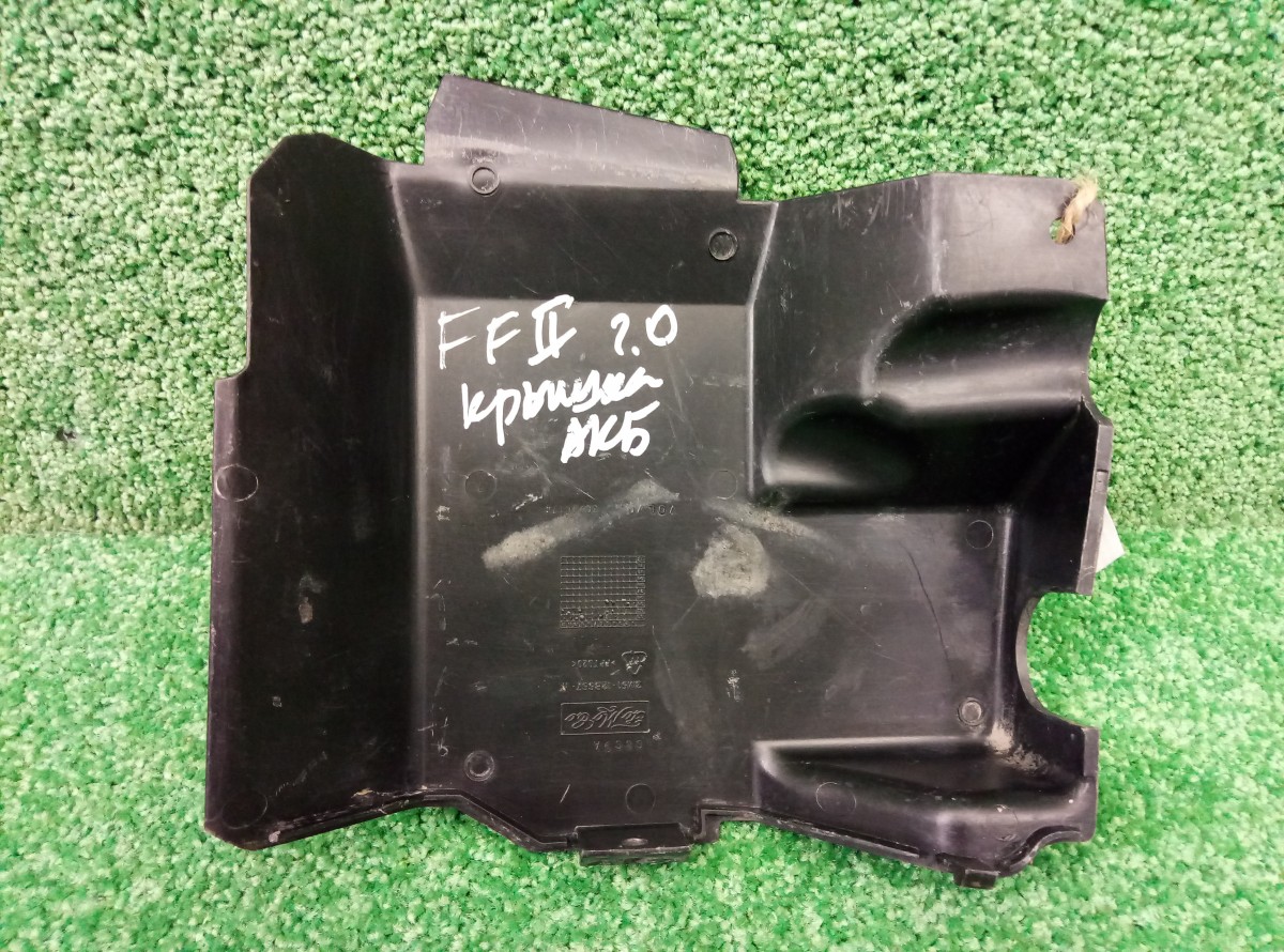 Крышка блока предохранителей Ford Focus 2 2005 3M5112B667AK на Ford Focus 2