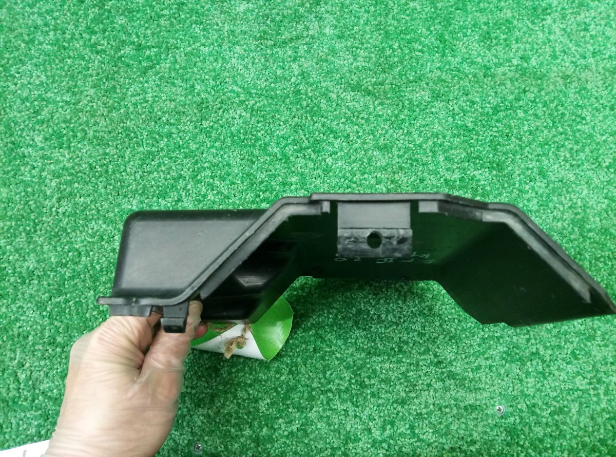 Крышка блока предохранителей Ford Focus 2 2005 3M5112B667AK на Ford Focus 2