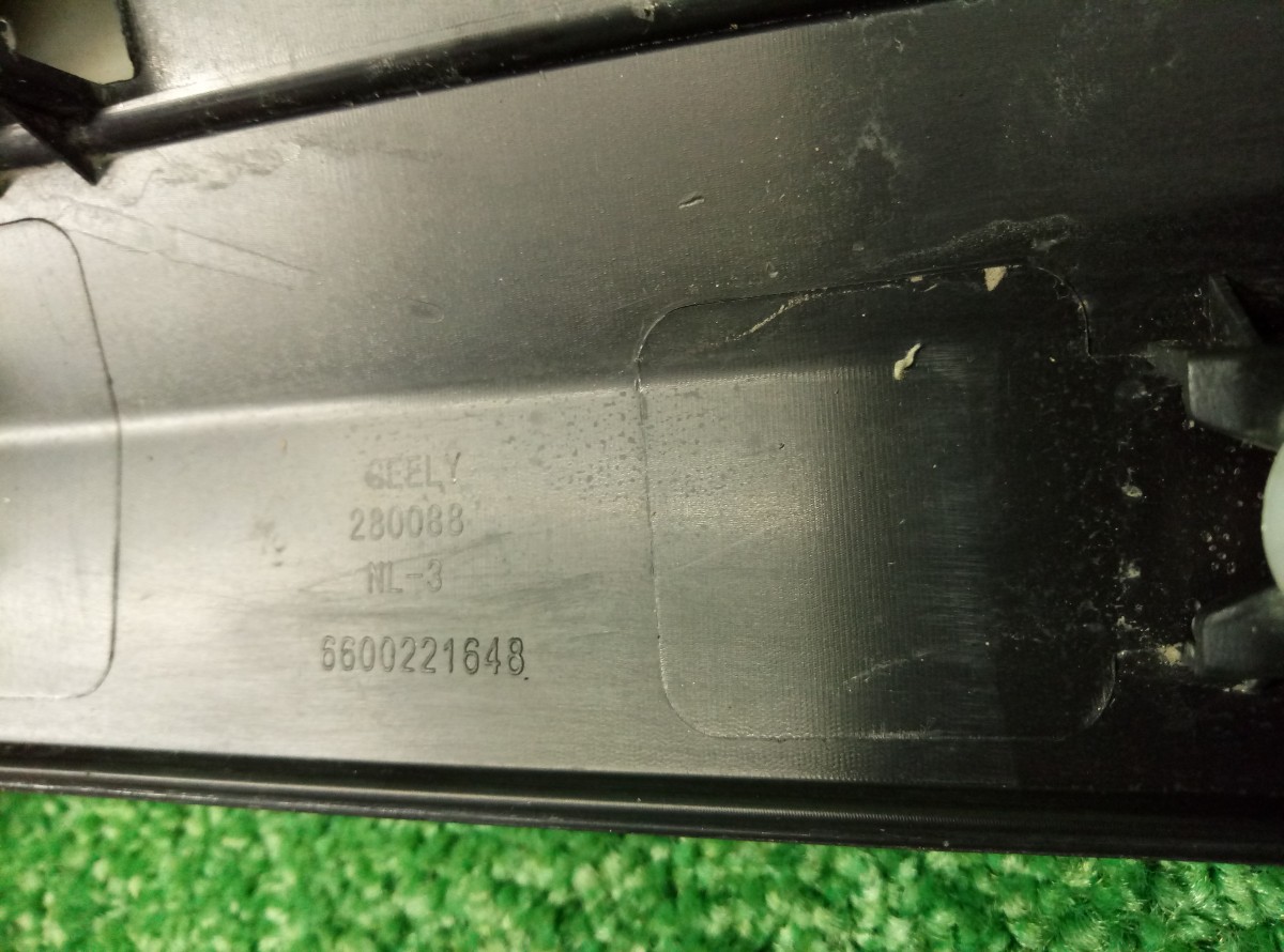 Накладка двери Geely Atlas 2016  6600221648 передняя левая на Geely Emgrand EC7 