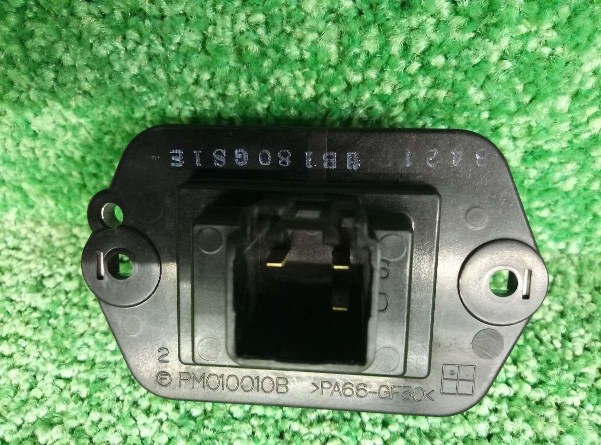 Резистор отопителя Mazda 6 (GH) 2007-2012 PM010010B на Mazda 6 (GH)