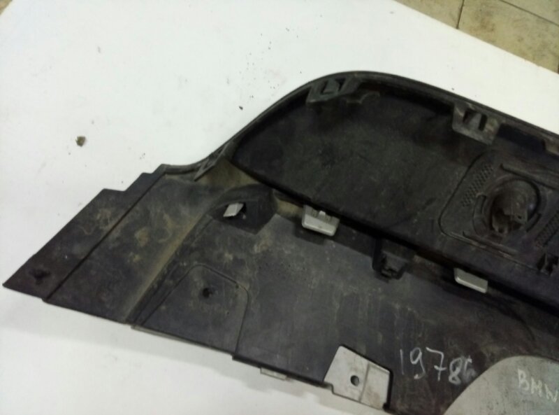 Юбка задняя BMW X5 E70 2006-2010 51127227766 на BMW X5 E70