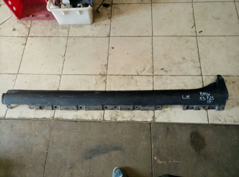Накладка на порог (наружная) BMW X3 (F25) 2010-2014 на BMW X3 (F25)